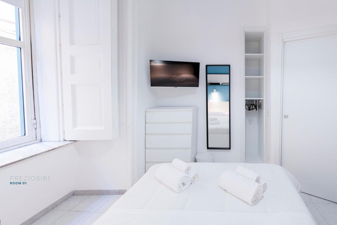 Preziosi 61 Apartment Naples Luaran gambar