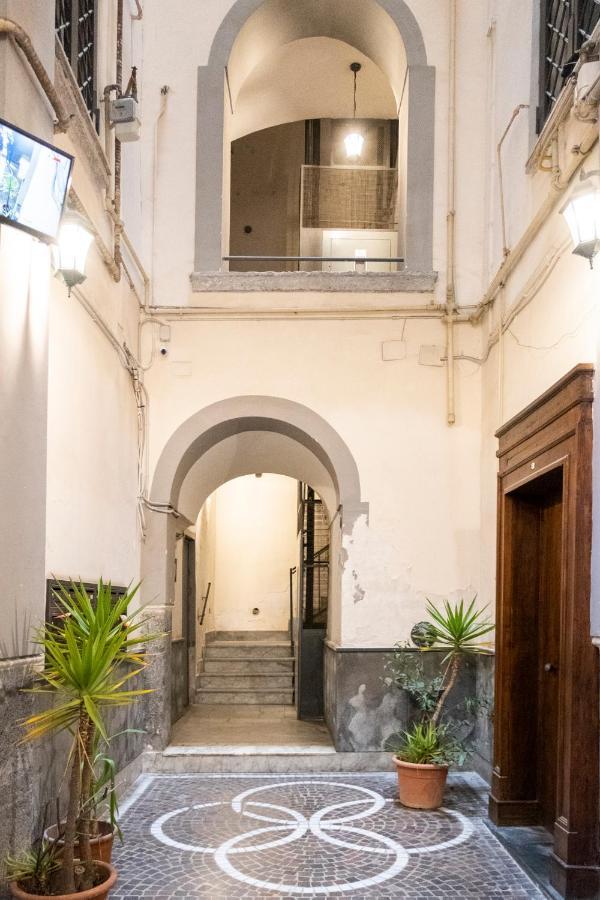 Preziosi 61 Apartment Naples Luaran gambar